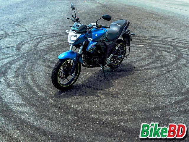 suzuki gixxer review 2019